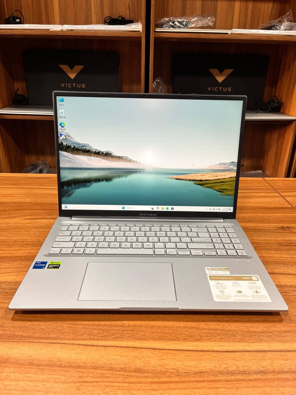 ASUS Vivobook 16X